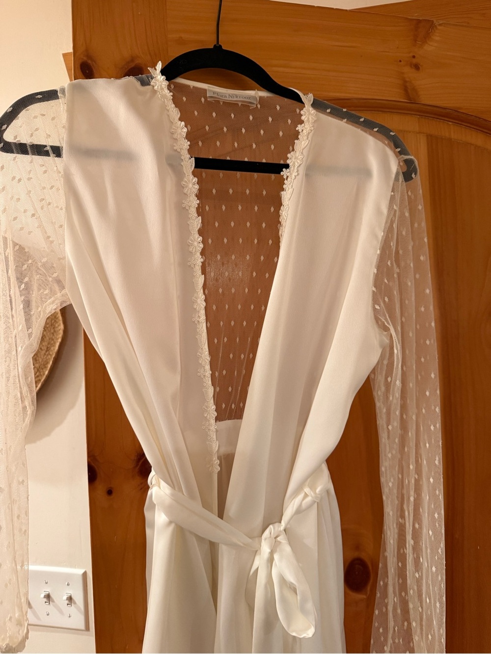 Flora Nikrooz Sheer Dot Sleeve Lace-Trim Robe - White